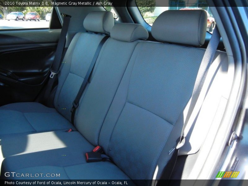 Magnetic Gray Metallic / Ash Gray 2010 Toyota Matrix 1.8