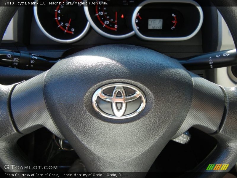 Magnetic Gray Metallic / Ash Gray 2010 Toyota Matrix 1.8