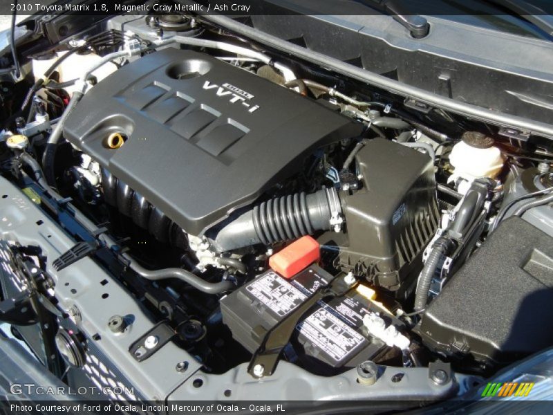 Magnetic Gray Metallic / Ash Gray 2010 Toyota Matrix 1.8