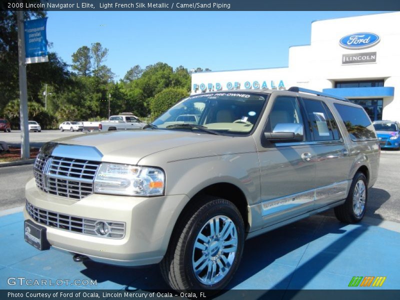 Light French Silk Metallic / Camel/Sand Piping 2008 Lincoln Navigator L Elite