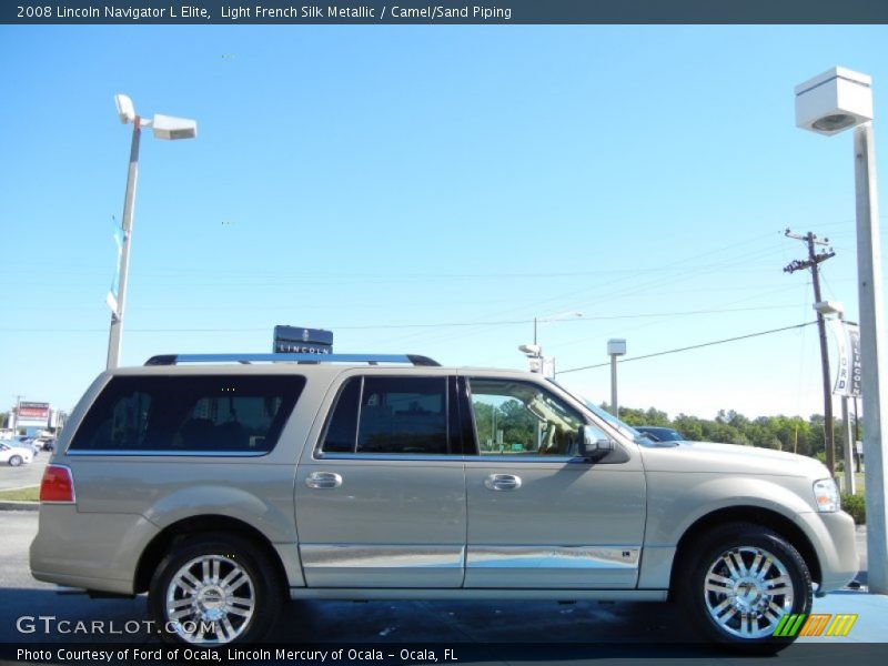 Light French Silk Metallic / Camel/Sand Piping 2008 Lincoln Navigator L Elite