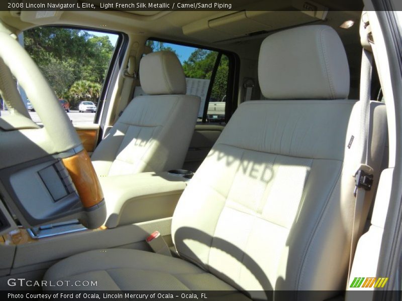 Light French Silk Metallic / Camel/Sand Piping 2008 Lincoln Navigator L Elite