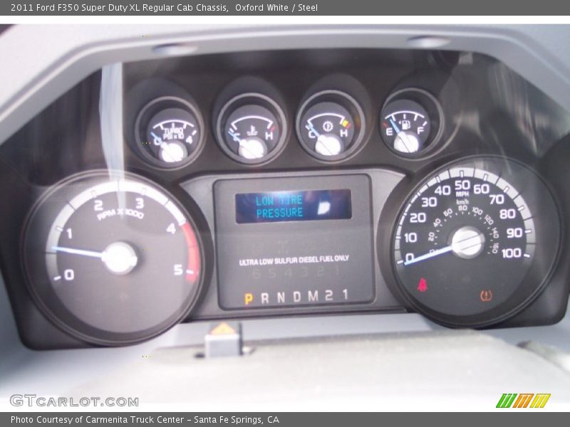 Oxford White / Steel 2011 Ford F350 Super Duty XL Regular Cab Chassis