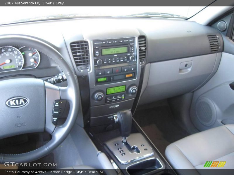Silver / Gray 2007 Kia Sorento LX