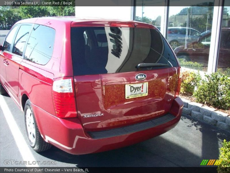 Claret Red / Beige 2006 Kia Sedona LX