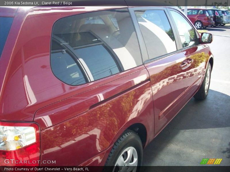 Claret Red / Beige 2006 Kia Sedona LX