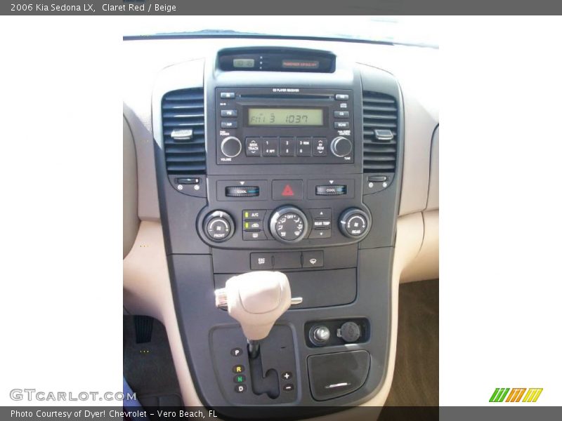 Claret Red / Beige 2006 Kia Sedona LX