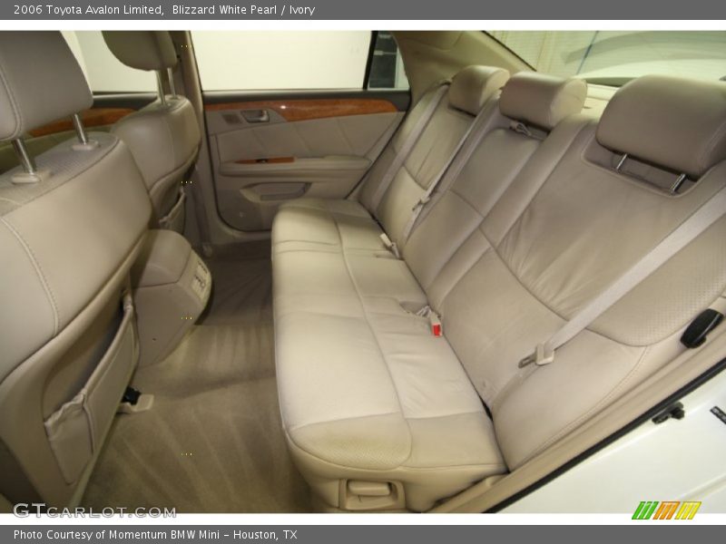 Blizzard White Pearl / Ivory 2006 Toyota Avalon Limited