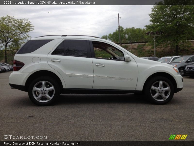 Arctic White / Macadamia 2008 Mercedes-Benz ML 350 4Matic