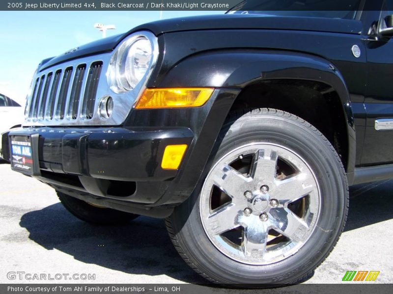 Black Clearcoat / Dark Khaki/Light Graystone 2005 Jeep Liberty Limited 4x4