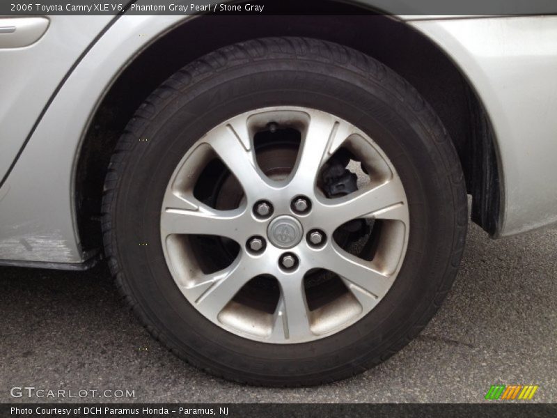 Phantom Gray Pearl / Stone Gray 2006 Toyota Camry XLE V6