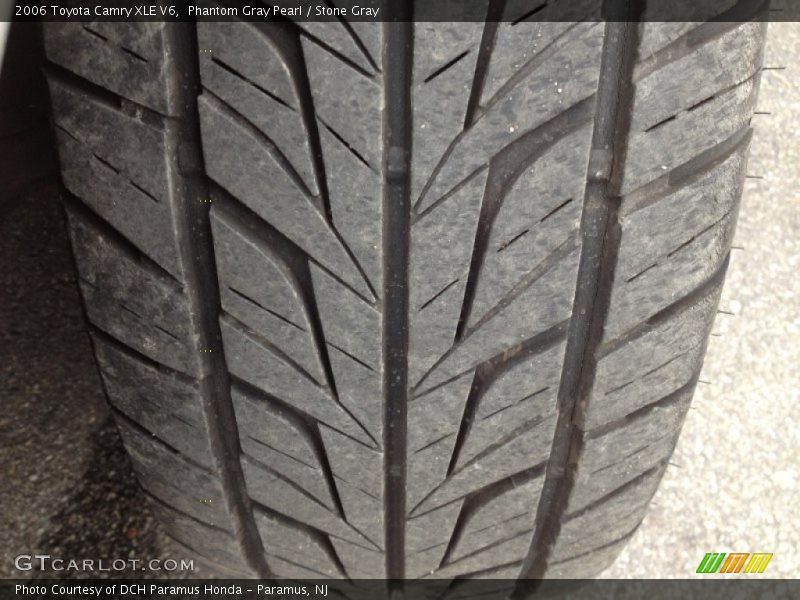 Phantom Gray Pearl / Stone Gray 2006 Toyota Camry XLE V6