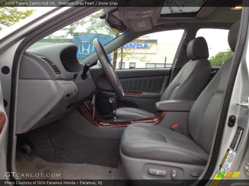 Phantom Gray Pearl / Stone Gray 2006 Toyota Camry XLE V6