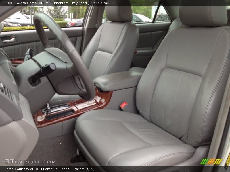 Phantom Gray Pearl / Stone Gray 2006 Toyota Camry XLE V6