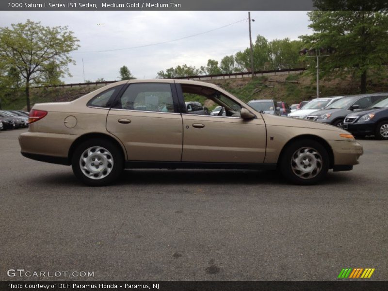 Medium Gold / Medium Tan 2000 Saturn L Series LS1 Sedan