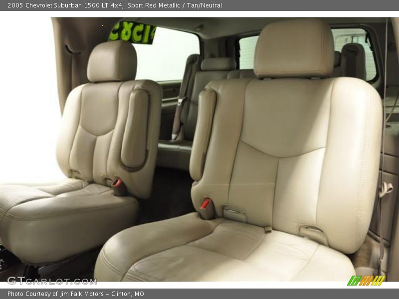 Sport Red Metallic / Tan/Neutral 2005 Chevrolet Suburban 1500 LT 4x4