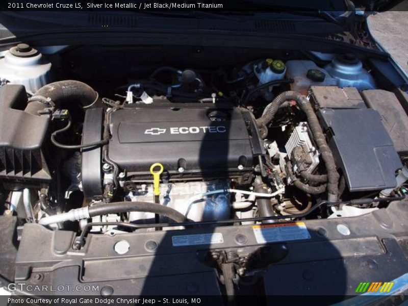 Silver Ice Metallic / Jet Black/Medium Titanium 2011 Chevrolet Cruze LS