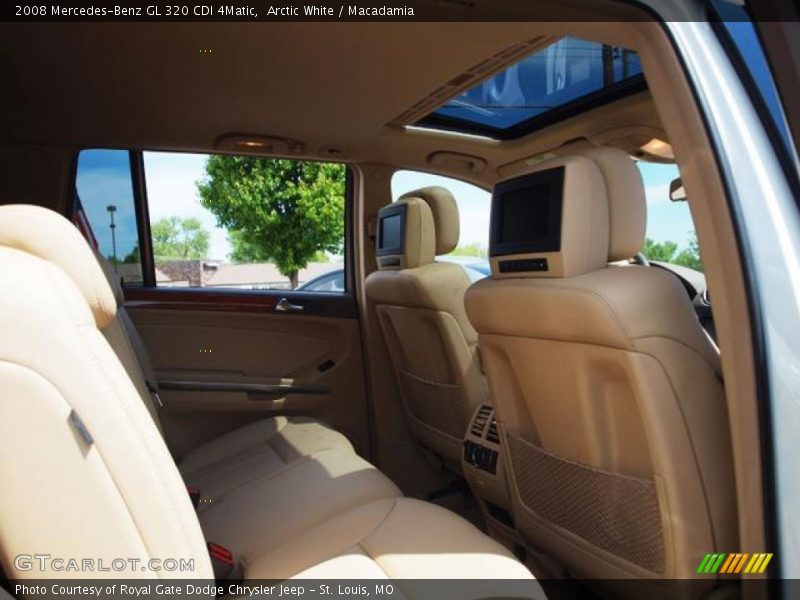 Arctic White / Macadamia 2008 Mercedes-Benz GL 320 CDI 4Matic