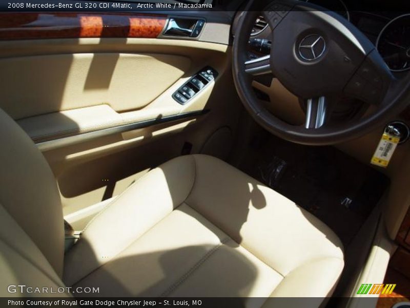 Arctic White / Macadamia 2008 Mercedes-Benz GL 320 CDI 4Matic
