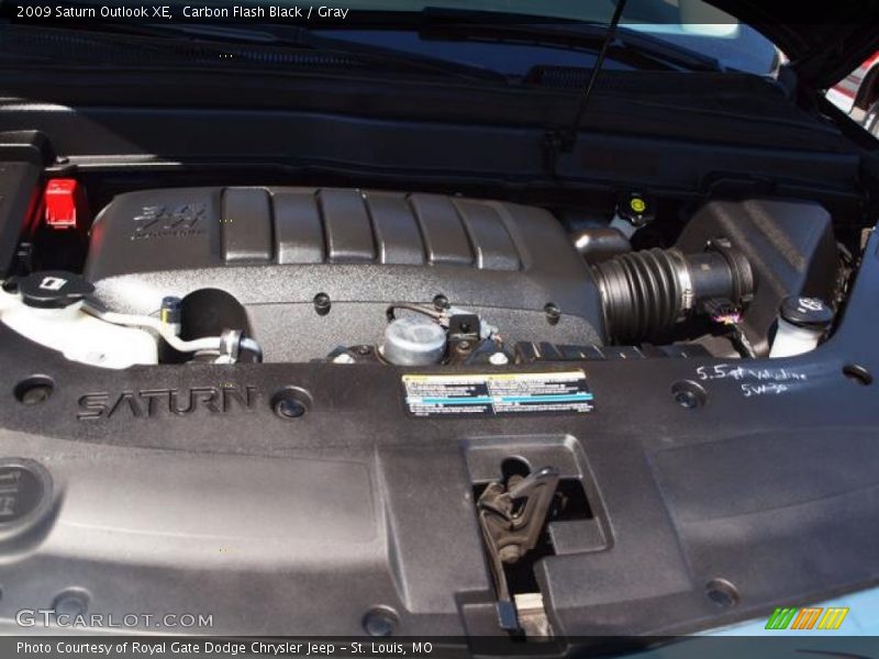 Carbon Flash Black / Gray 2009 Saturn Outlook XE