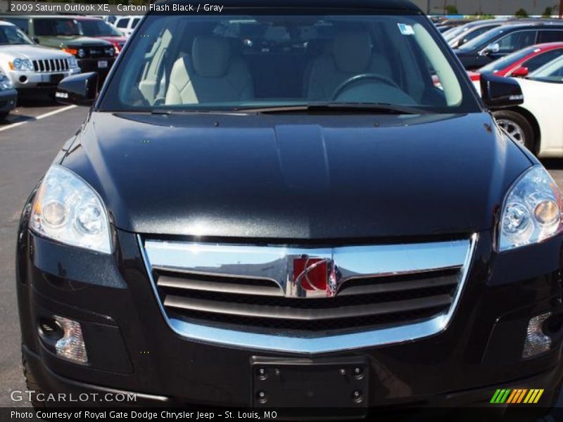 Carbon Flash Black / Gray 2009 Saturn Outlook XE