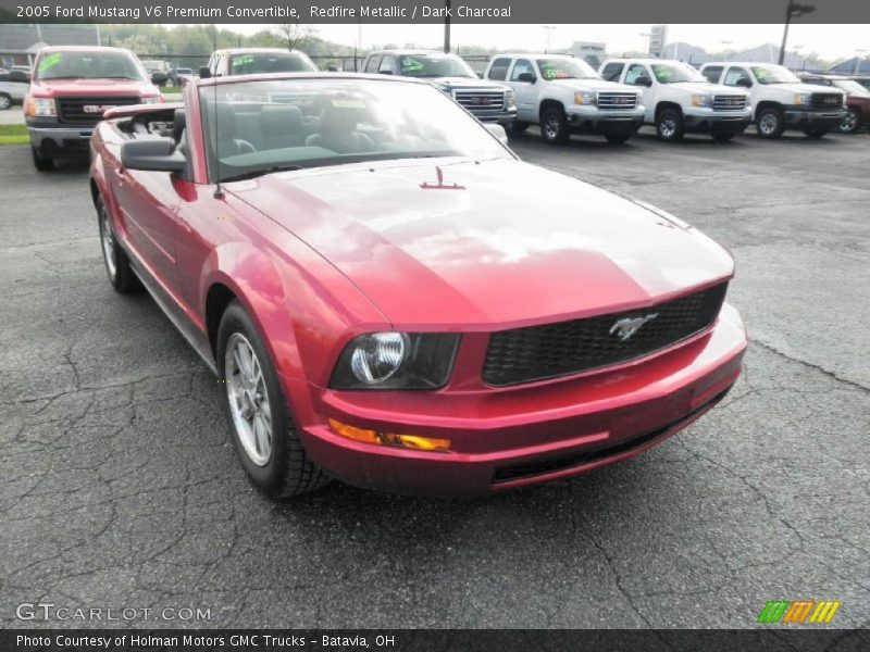 Redfire Metallic / Dark Charcoal 2005 Ford Mustang V6 Premium Convertible