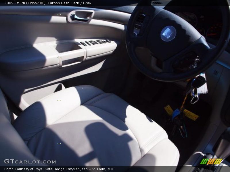 Carbon Flash Black / Gray 2009 Saturn Outlook XE