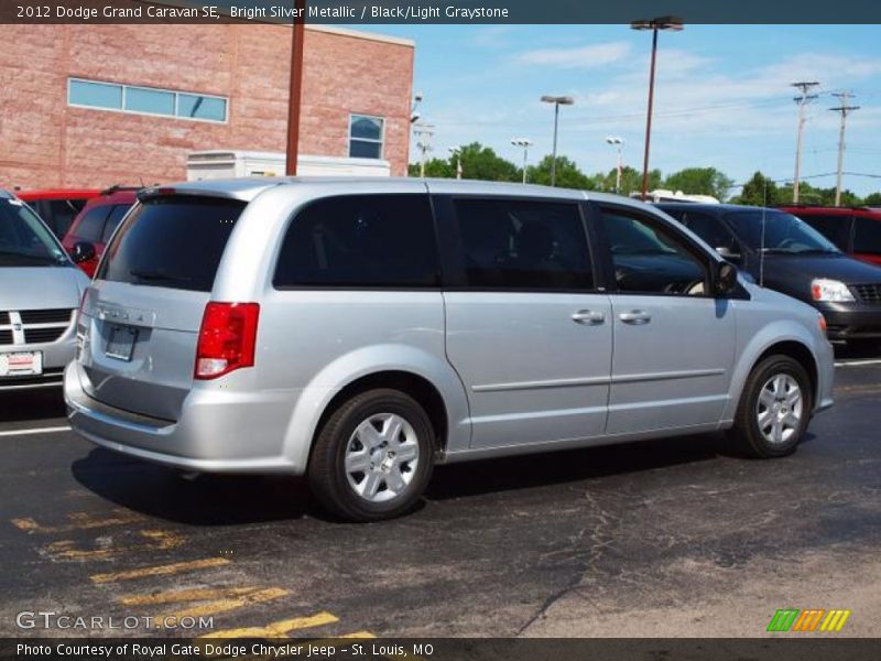 Bright Silver Metallic / Black/Light Graystone 2012 Dodge Grand Caravan SE