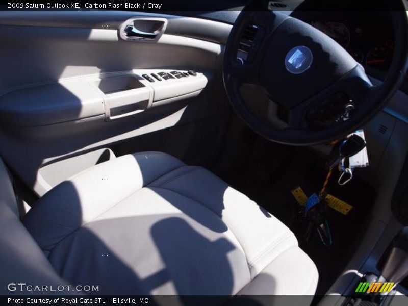 Carbon Flash Black / Gray 2009 Saturn Outlook XE
