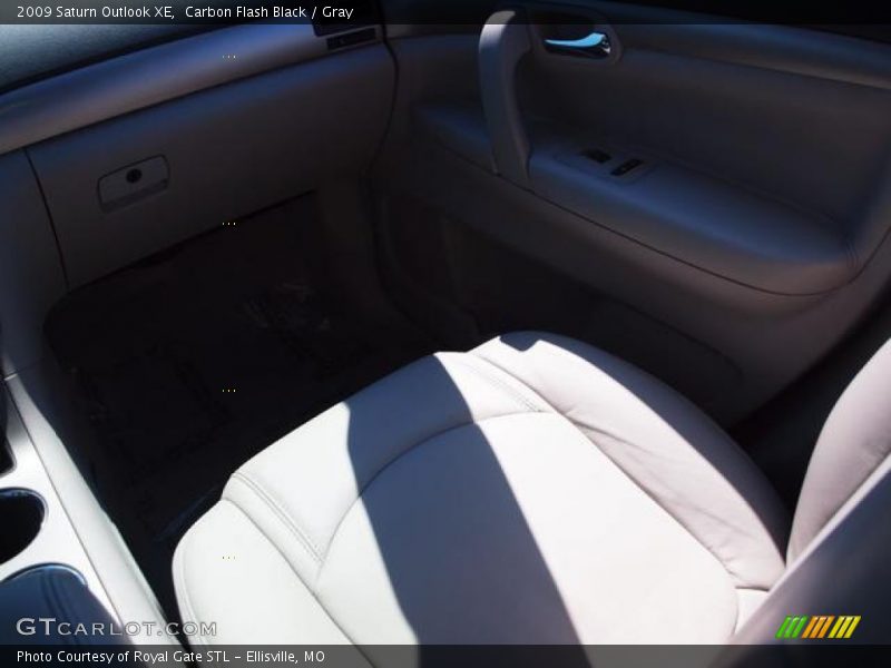 Carbon Flash Black / Gray 2009 Saturn Outlook XE