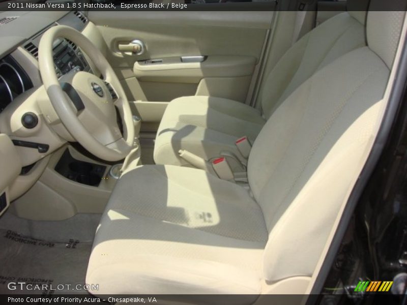 Espresso Black / Beige 2011 Nissan Versa 1.8 S Hatchback
