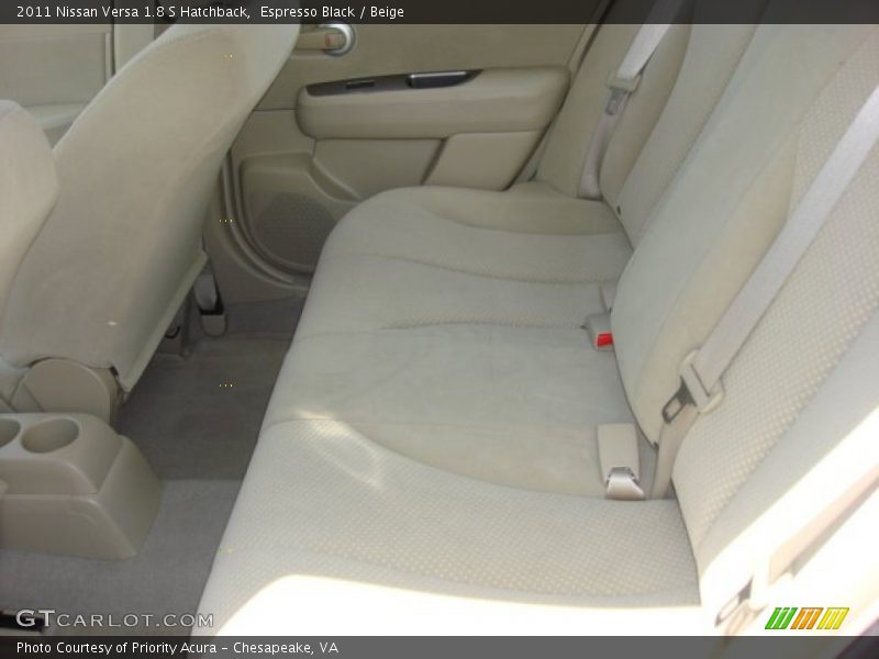 Espresso Black / Beige 2011 Nissan Versa 1.8 S Hatchback