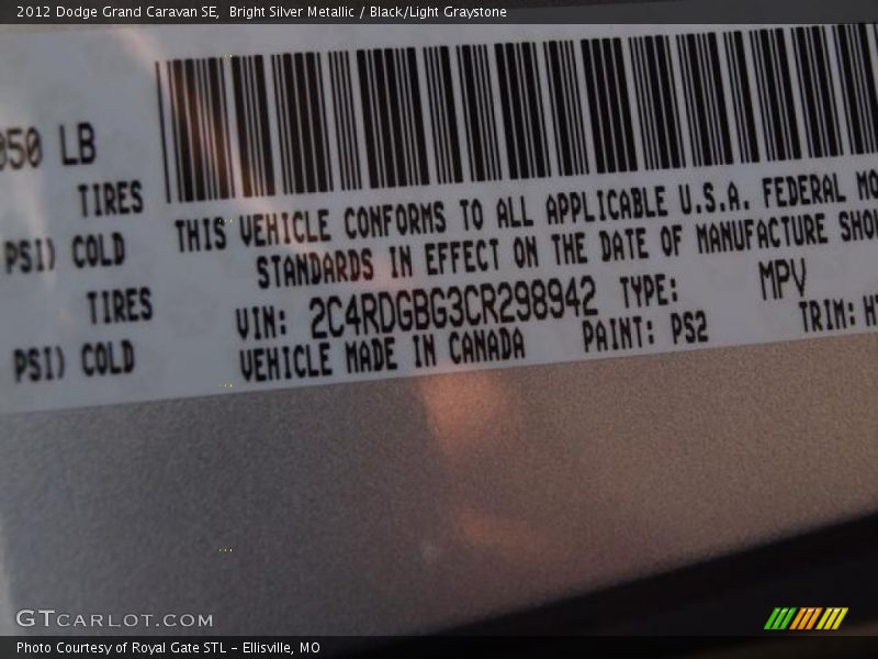 Bright Silver Metallic / Black/Light Graystone 2012 Dodge Grand Caravan SE