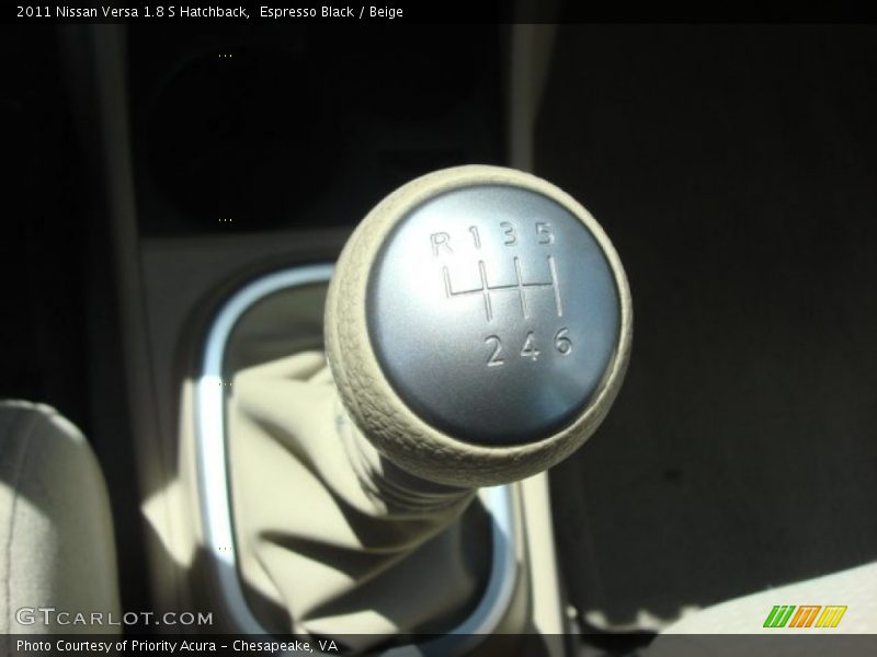 Espresso Black / Beige 2011 Nissan Versa 1.8 S Hatchback