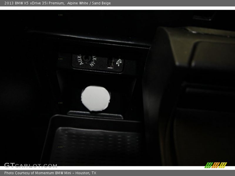 Alpine White / Sand Beige 2013 BMW X5 xDrive 35i Premium