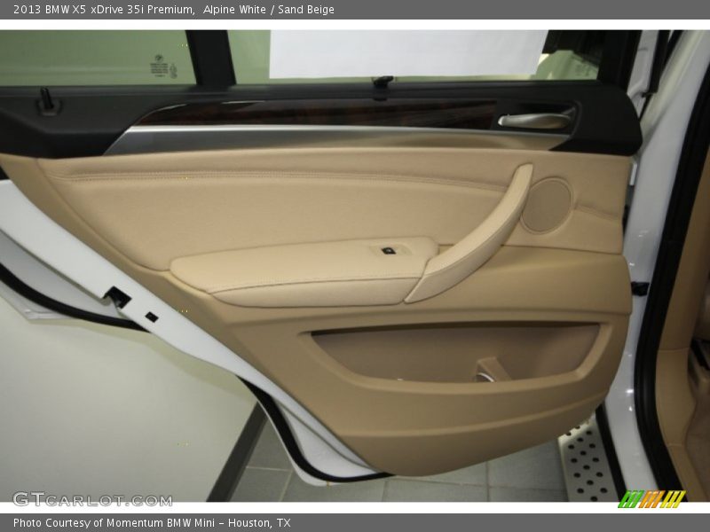 Alpine White / Sand Beige 2013 BMW X5 xDrive 35i Premium