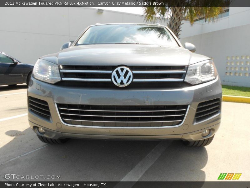 Canyon Gray Metallic / Saddle Brown 2012 Volkswagen Touareg VR6 FSI Lux 4XMotion