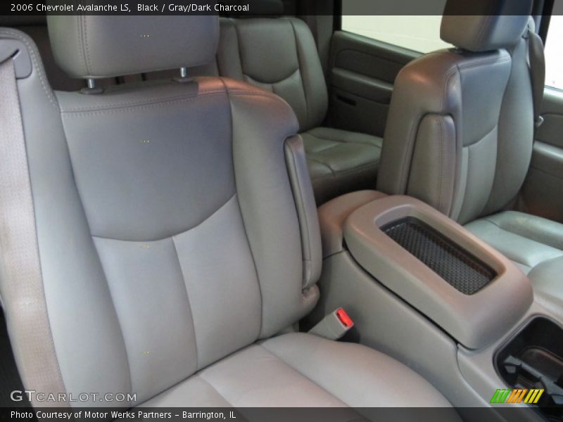 Black / Gray/Dark Charcoal 2006 Chevrolet Avalanche LS