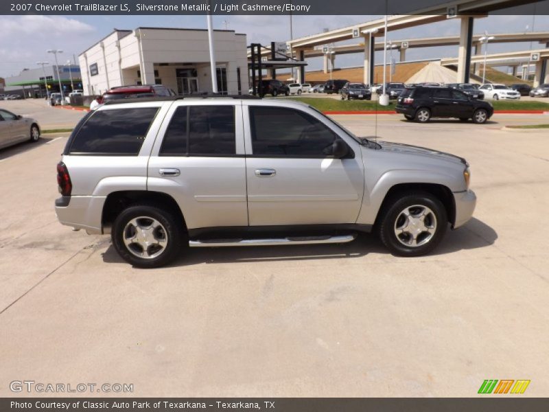 Silverstone Metallic / Light Cashmere/Ebony 2007 Chevrolet TrailBlazer LS