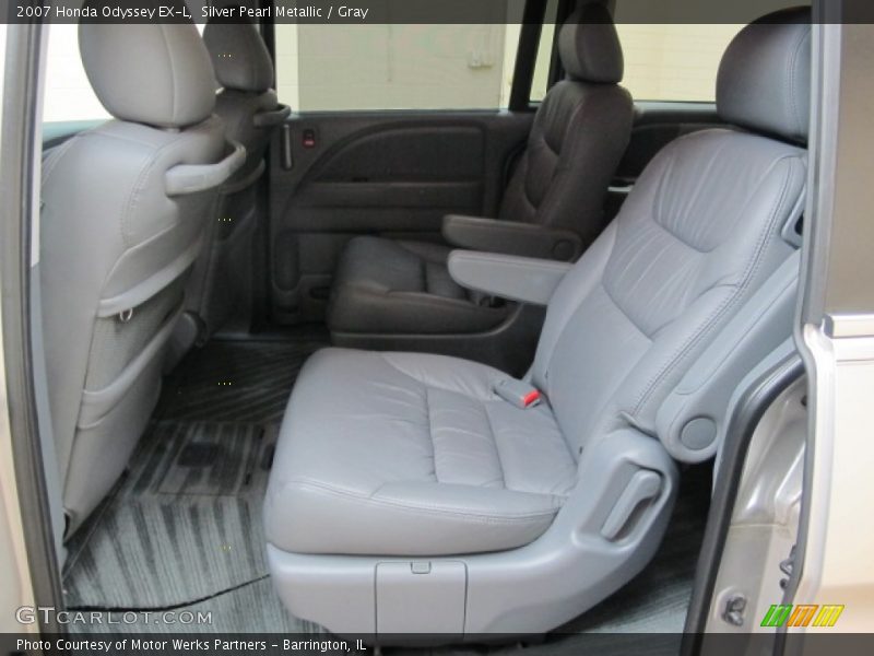 Silver Pearl Metallic / Gray 2007 Honda Odyssey EX-L