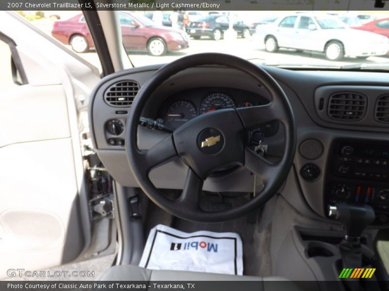 Silverstone Metallic / Light Cashmere/Ebony 2007 Chevrolet TrailBlazer LS