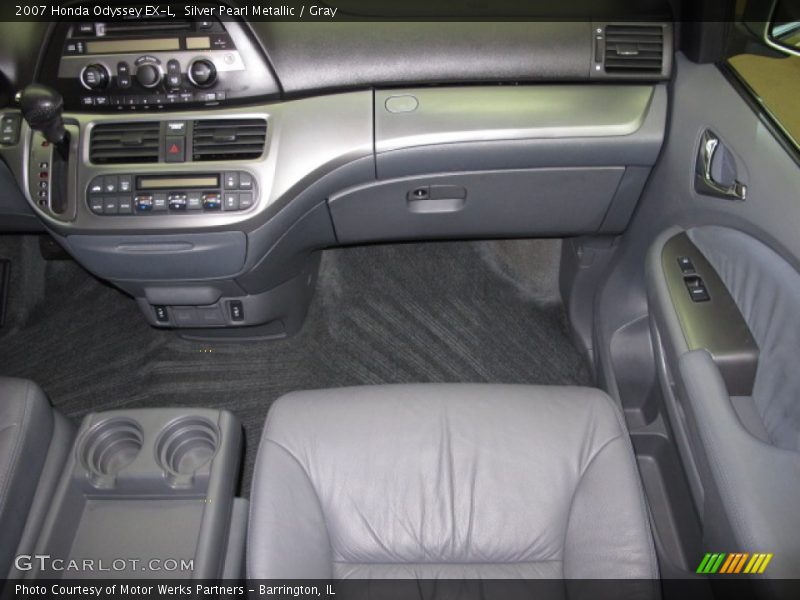 Silver Pearl Metallic / Gray 2007 Honda Odyssey EX-L