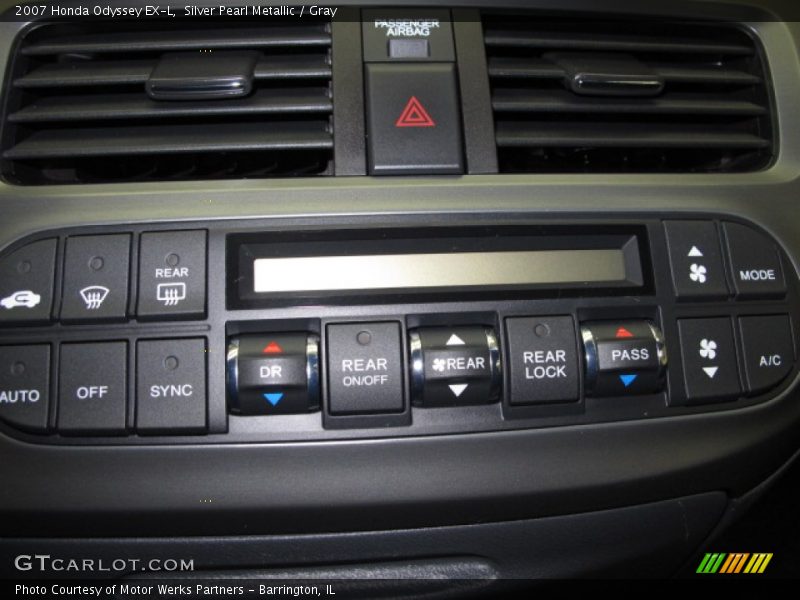 Silver Pearl Metallic / Gray 2007 Honda Odyssey EX-L