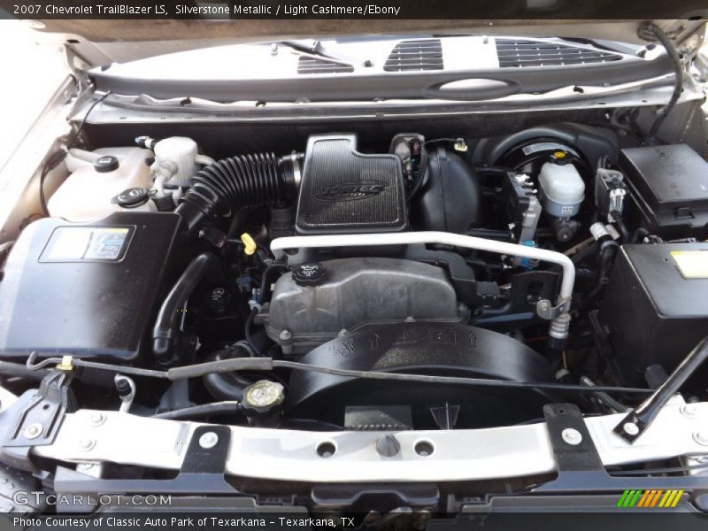 Silverstone Metallic / Light Cashmere/Ebony 2007 Chevrolet TrailBlazer LS