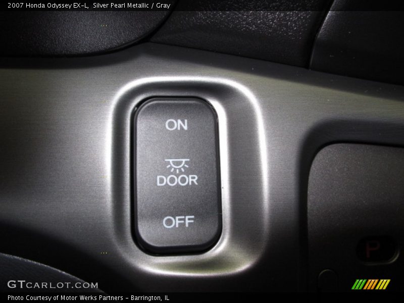 Silver Pearl Metallic / Gray 2007 Honda Odyssey EX-L