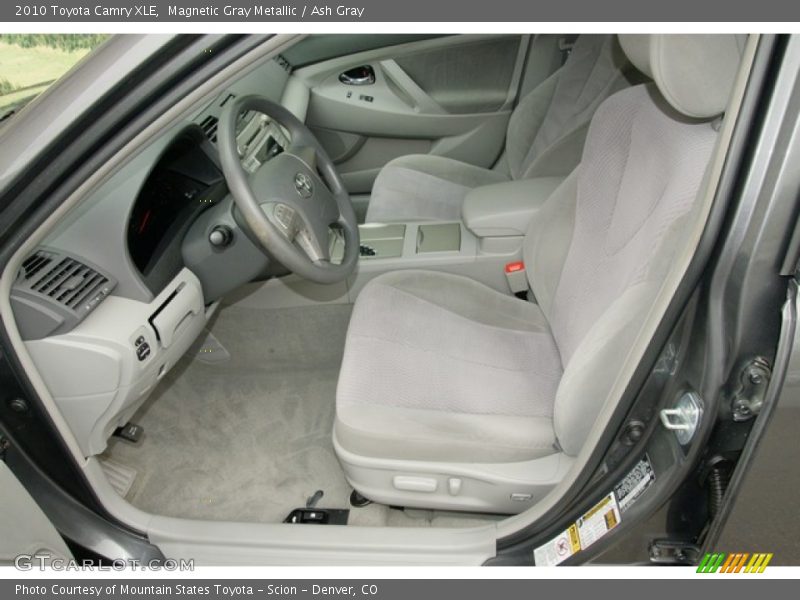 Magnetic Gray Metallic / Ash Gray 2010 Toyota Camry XLE