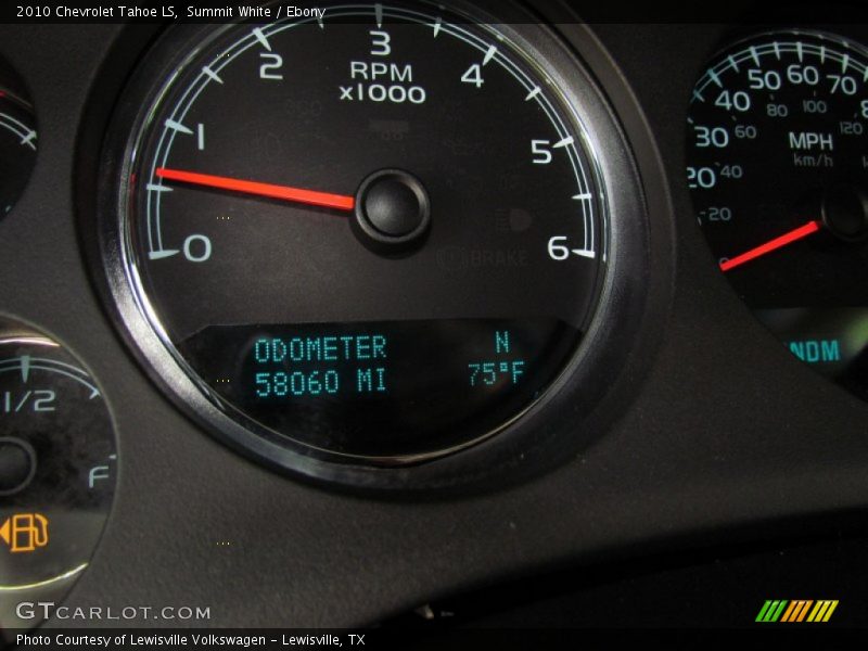 Summit White / Ebony 2010 Chevrolet Tahoe LS
