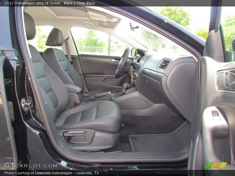Black / Titan Black 2012 Volkswagen Jetta SE Sedan