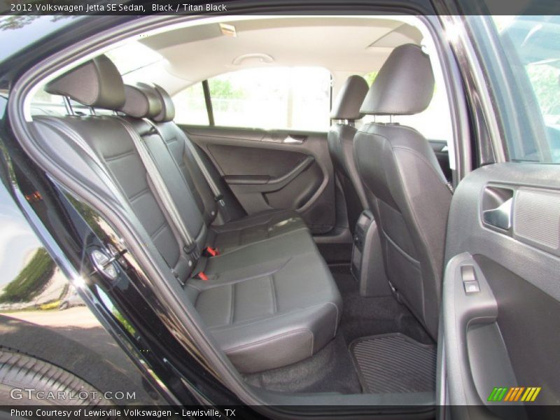 Black / Titan Black 2012 Volkswagen Jetta SE Sedan