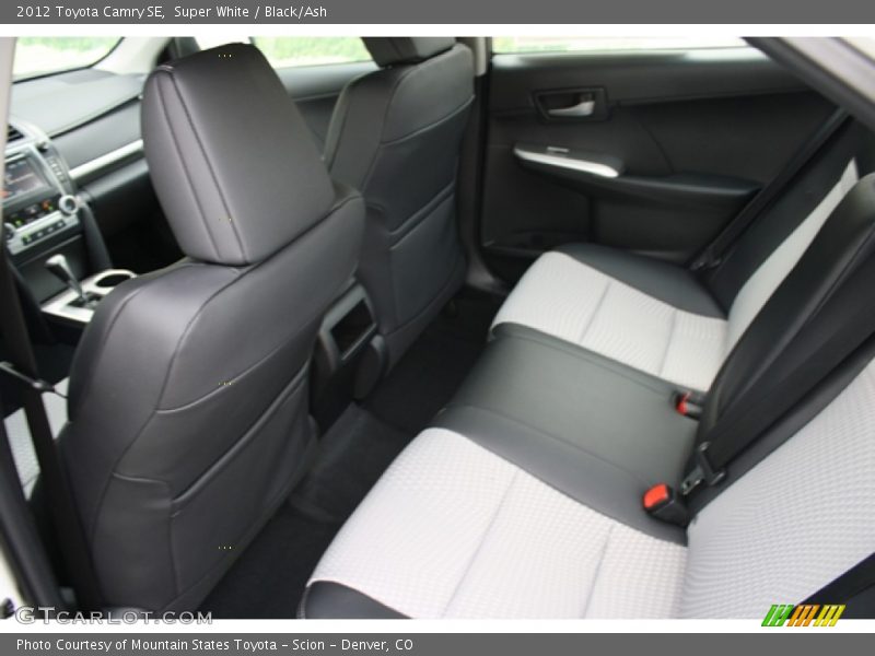 Super White / Black/Ash 2012 Toyota Camry SE
